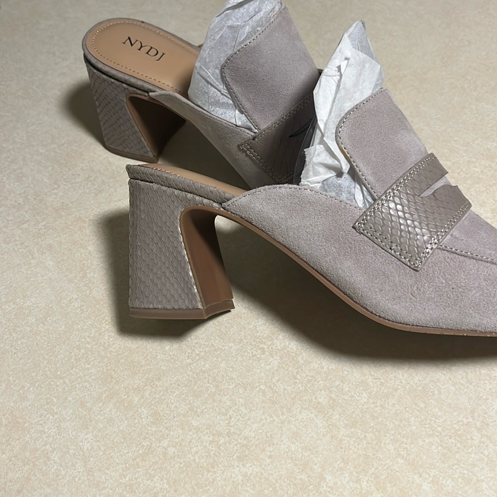 Women’s, NYDJ KidSuede light gray mule with block heel